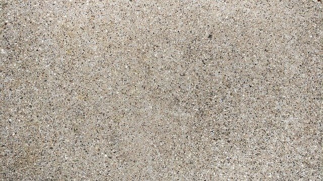 Betonový plot řeší svízelnou situaci s oplocením vašeho pozemku