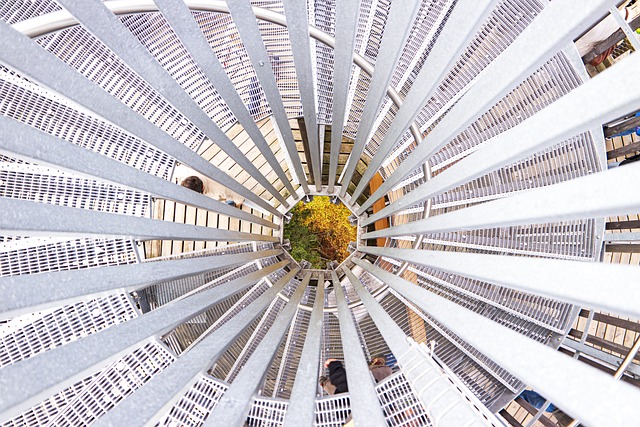 Proč raději schody točité, než přímé